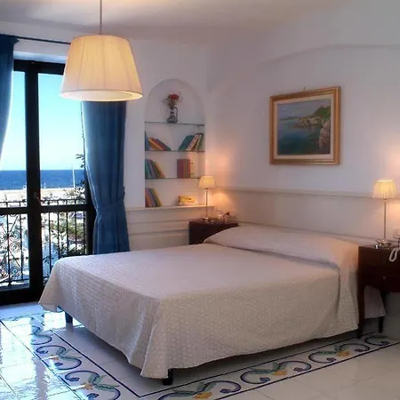 Residenza D'epoca La Corallina 4* Castellabate